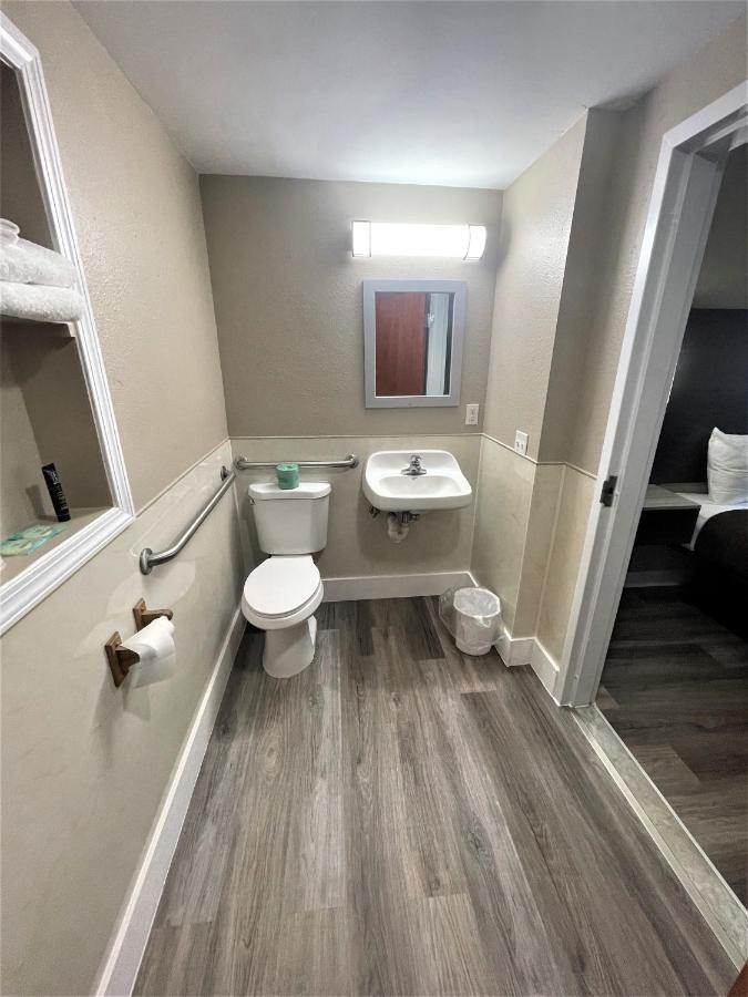 Shangri-La Motel Seekonk Eksteriør billede